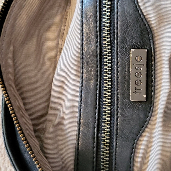 TREESJE designer studded black hobo - Picture 3 of 3